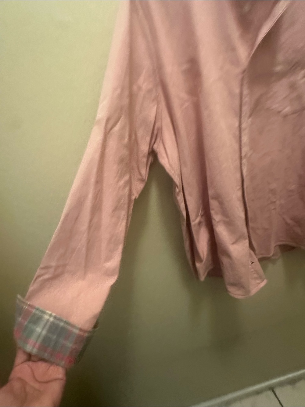 Casual Long-Sleeve Button-Down Shirt in Dusty Rose